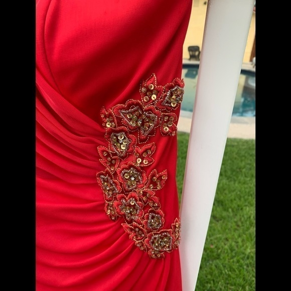 Xscape one shoulder maxi dress - Picture 3 of 5